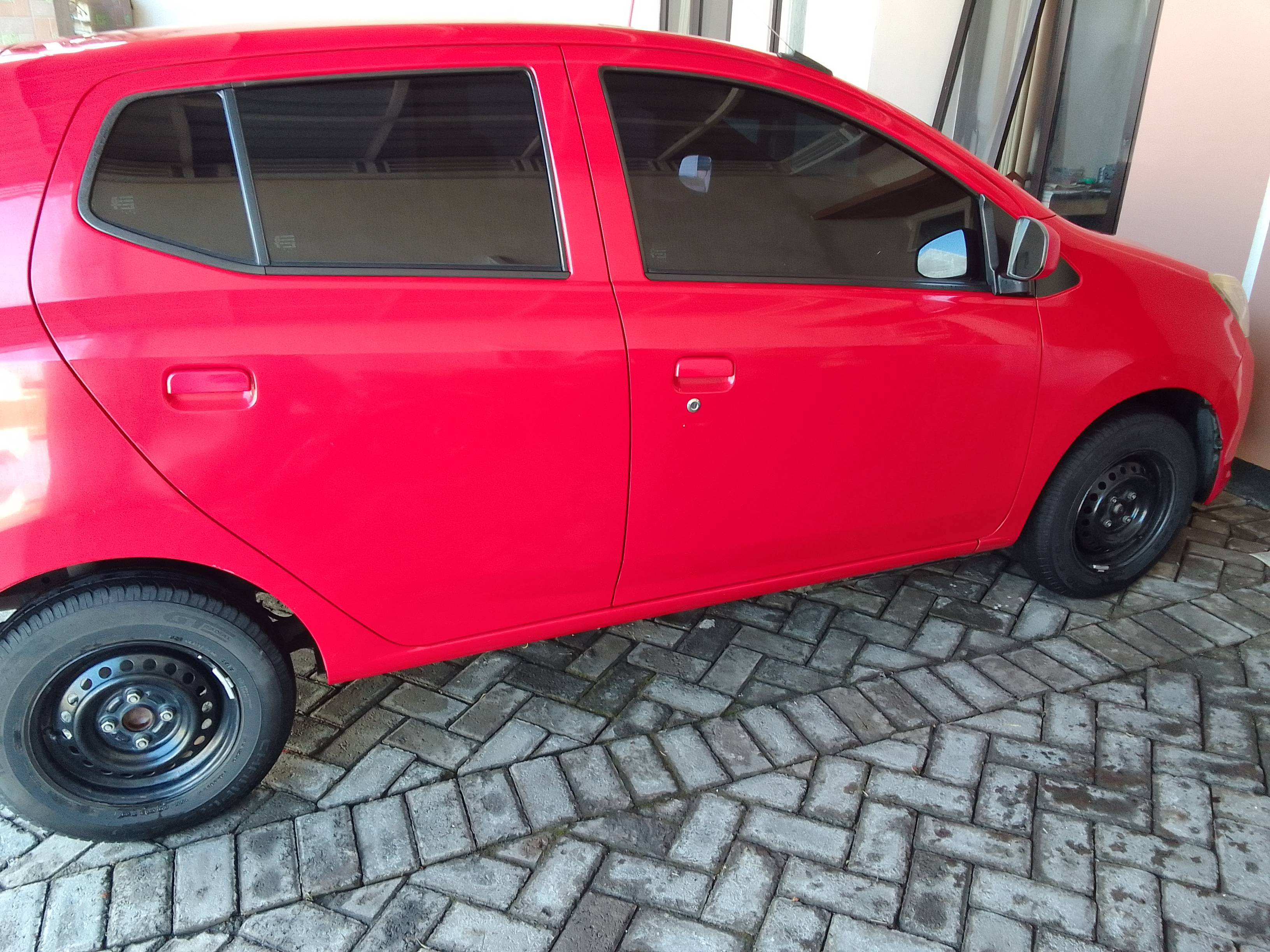 2015 Daihatsu Ayla 2015 Daihatsu Ayla