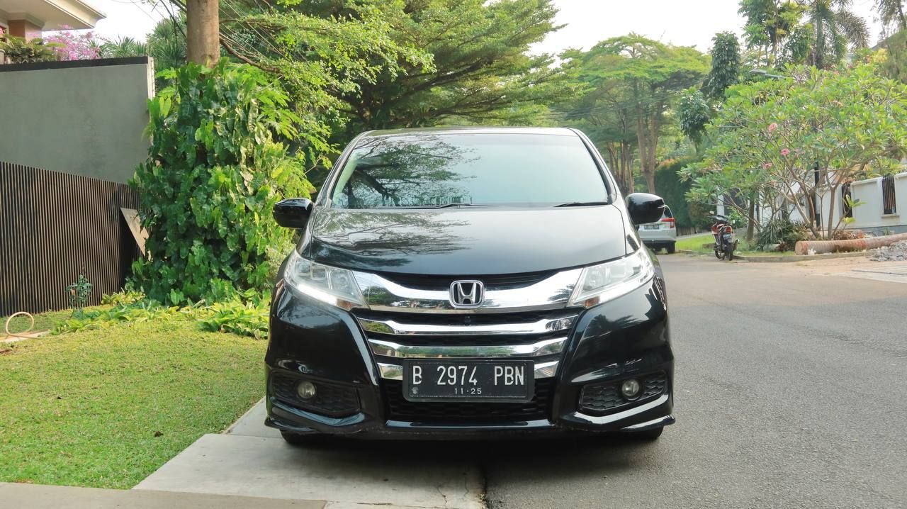 2014 Honda Odyssey  IVTEC PRESTIGE 2.4 AT IVTEC PRESTIGE 2.4 AT bekas