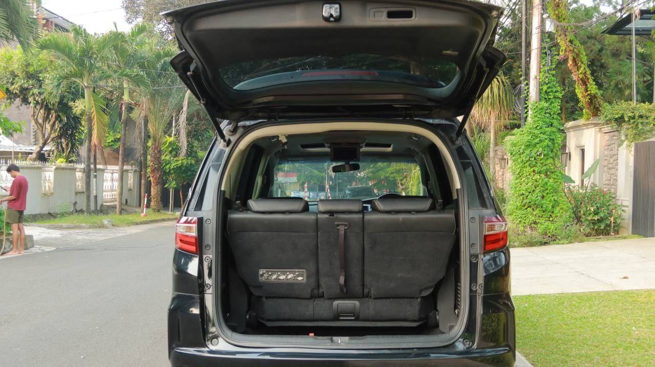 Dijual 2014 Honda Odyssey  IVTEC PRESTIGE 2.4 AT IVTEC PRESTIGE 2.4 AT Bekas