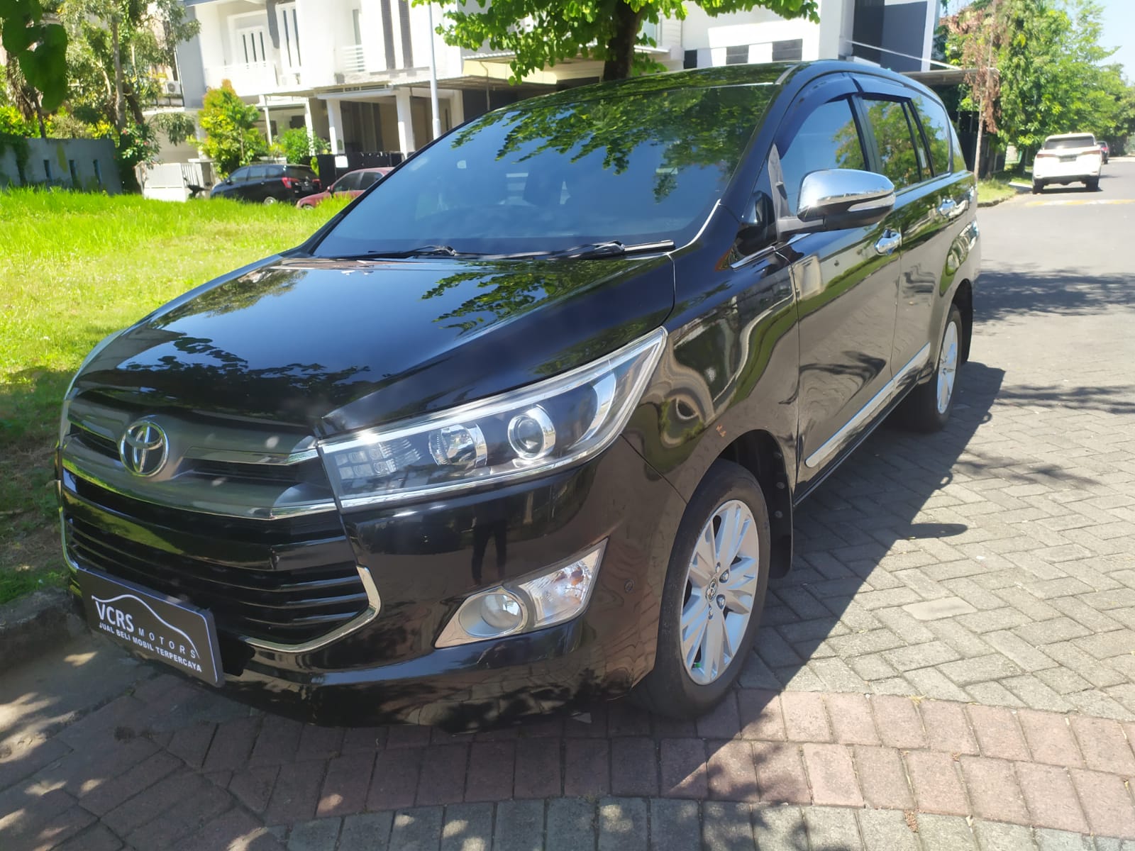 2016 Toyota Kijang Innova 2016 Toyota Kijang Innova