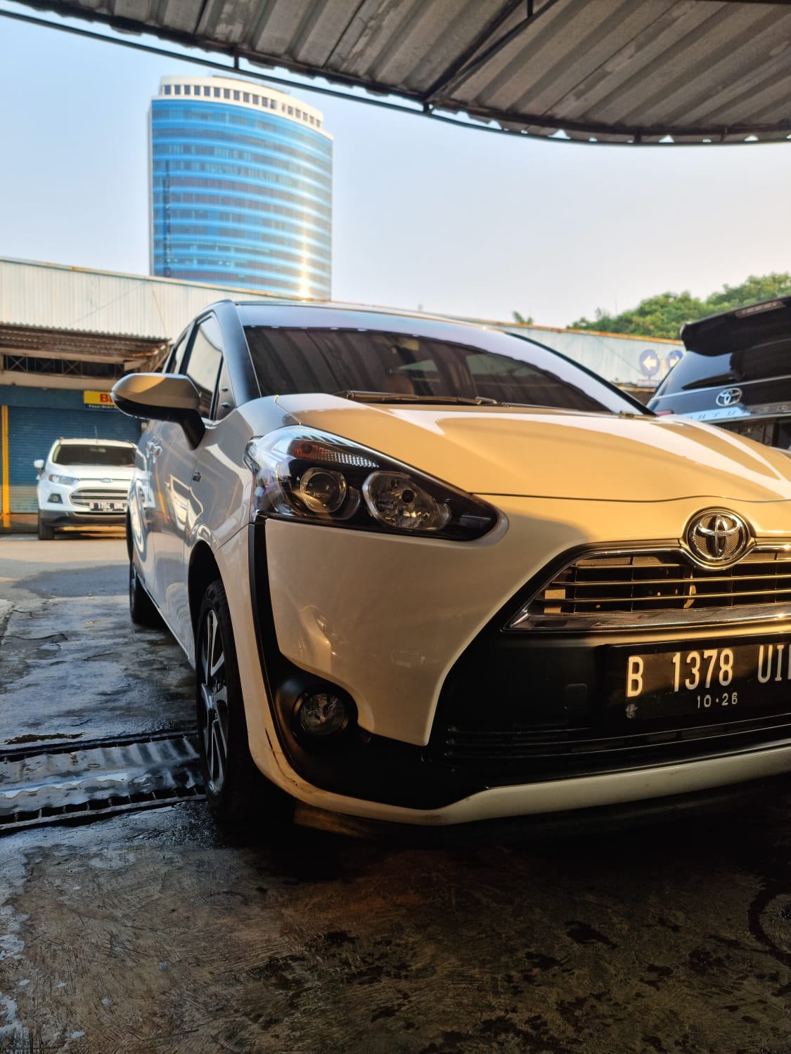 2016 Toyota Sienta 2016 Toyota Sienta