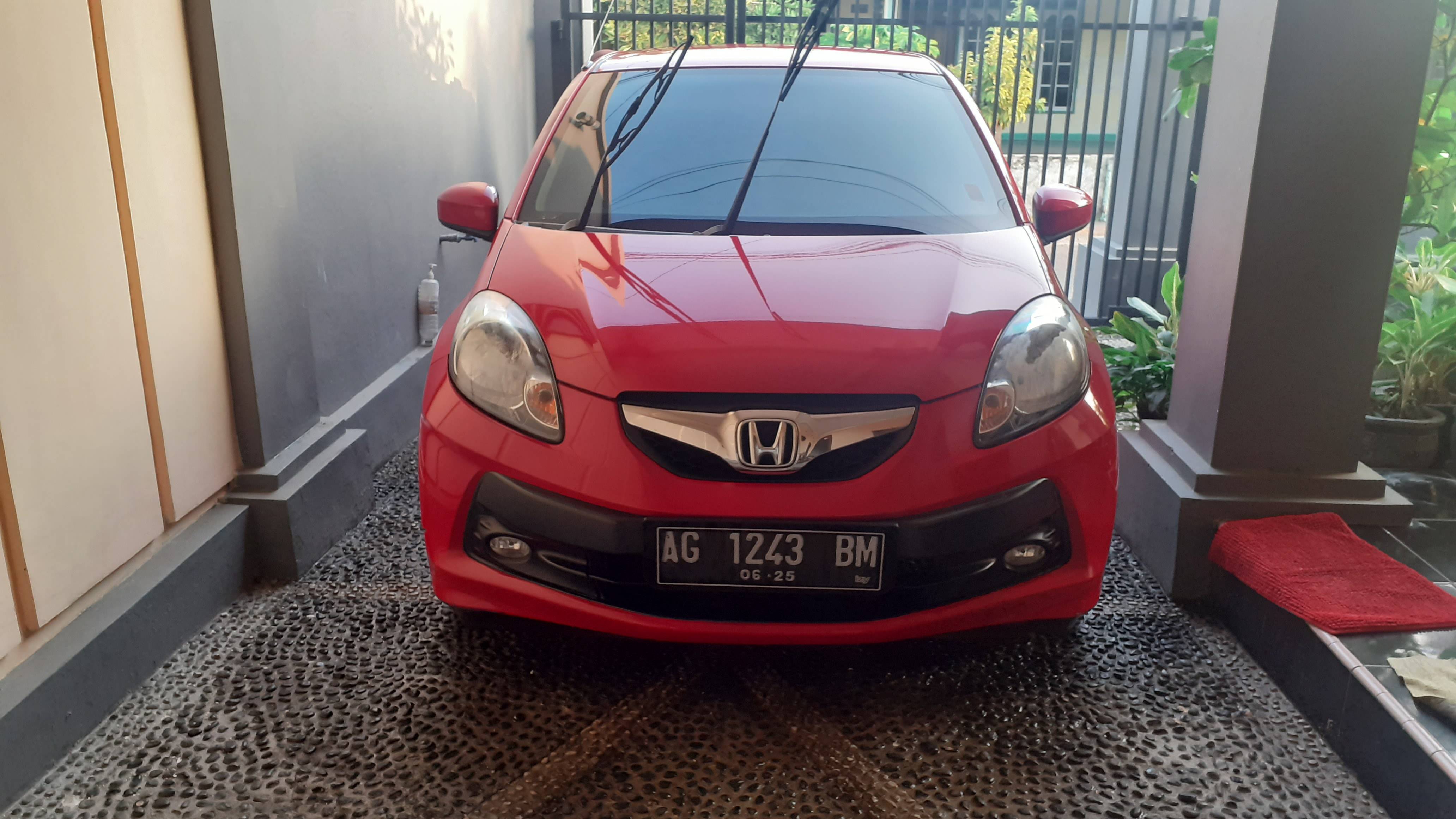 2015 Honda Brio Satya E M/T Bekas 2015 Honda Brio Satya E M/T Bekas