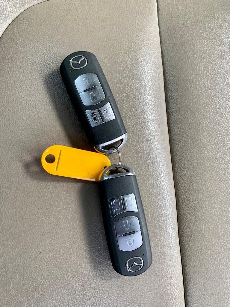 2013 Mazda Biante 2013 Mazda Biante