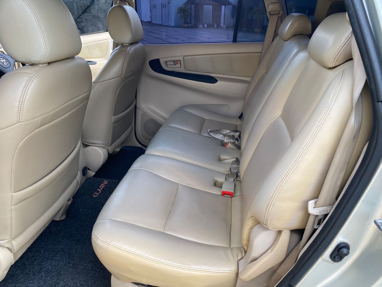 2008 Toyota Innova 2008 Toyota Innova