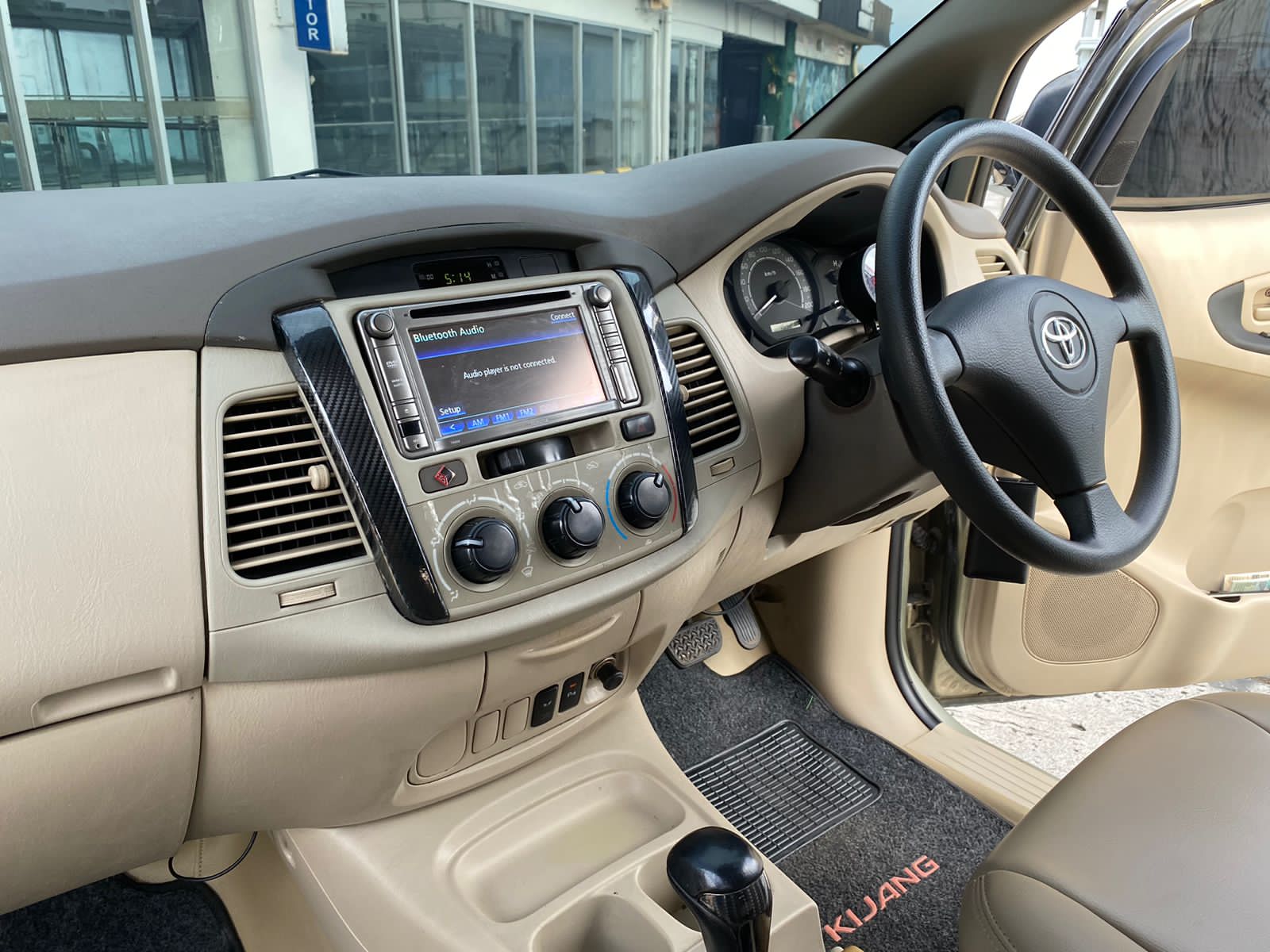 2008 Toyota Innova 2008 Toyota Innova