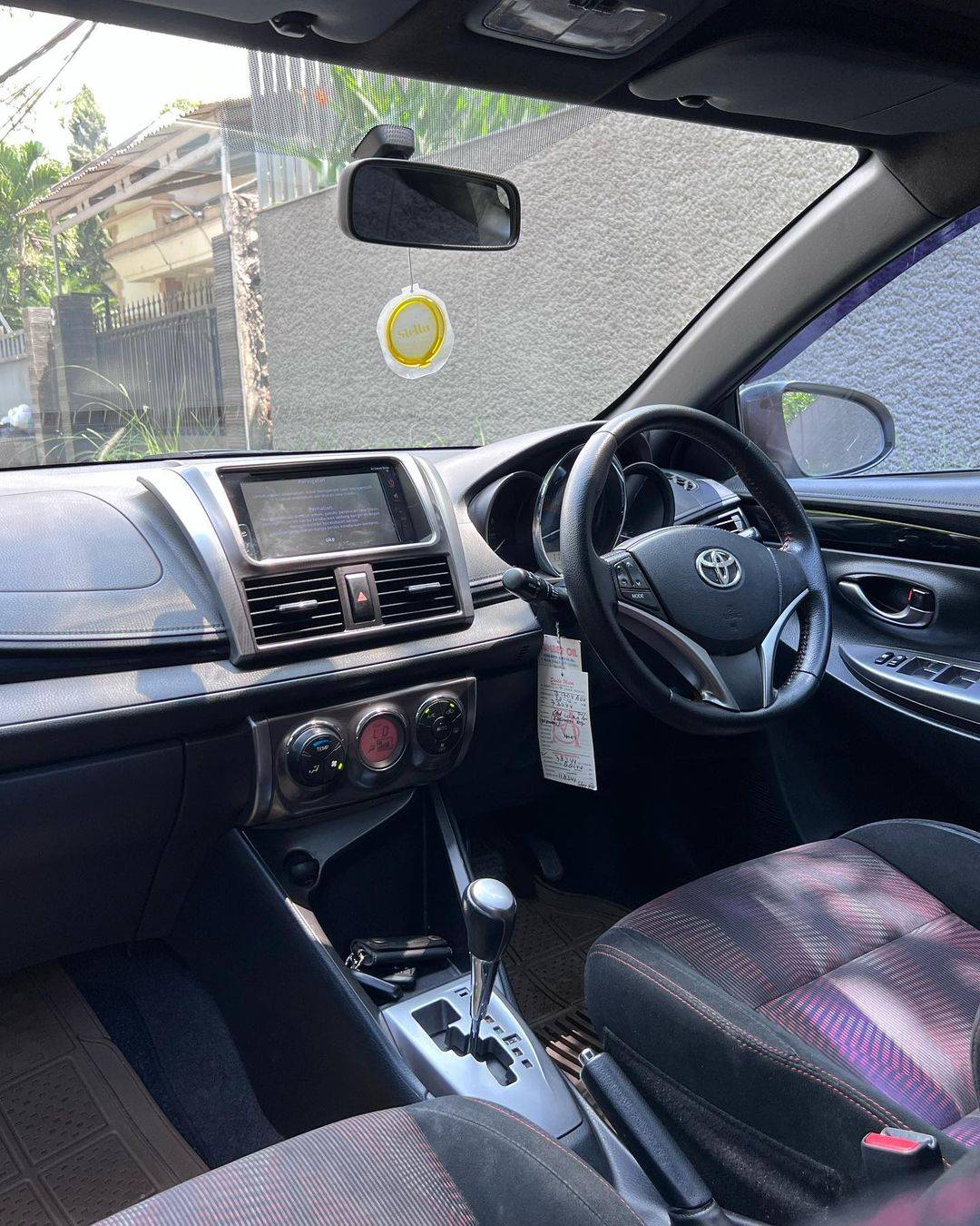 2016 Toyota Yaris Heykers 2016 Toyota Yaris Heykers