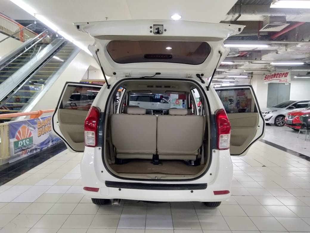 2013 Daihatsu Xenia 2013 Daihatsu Xenia