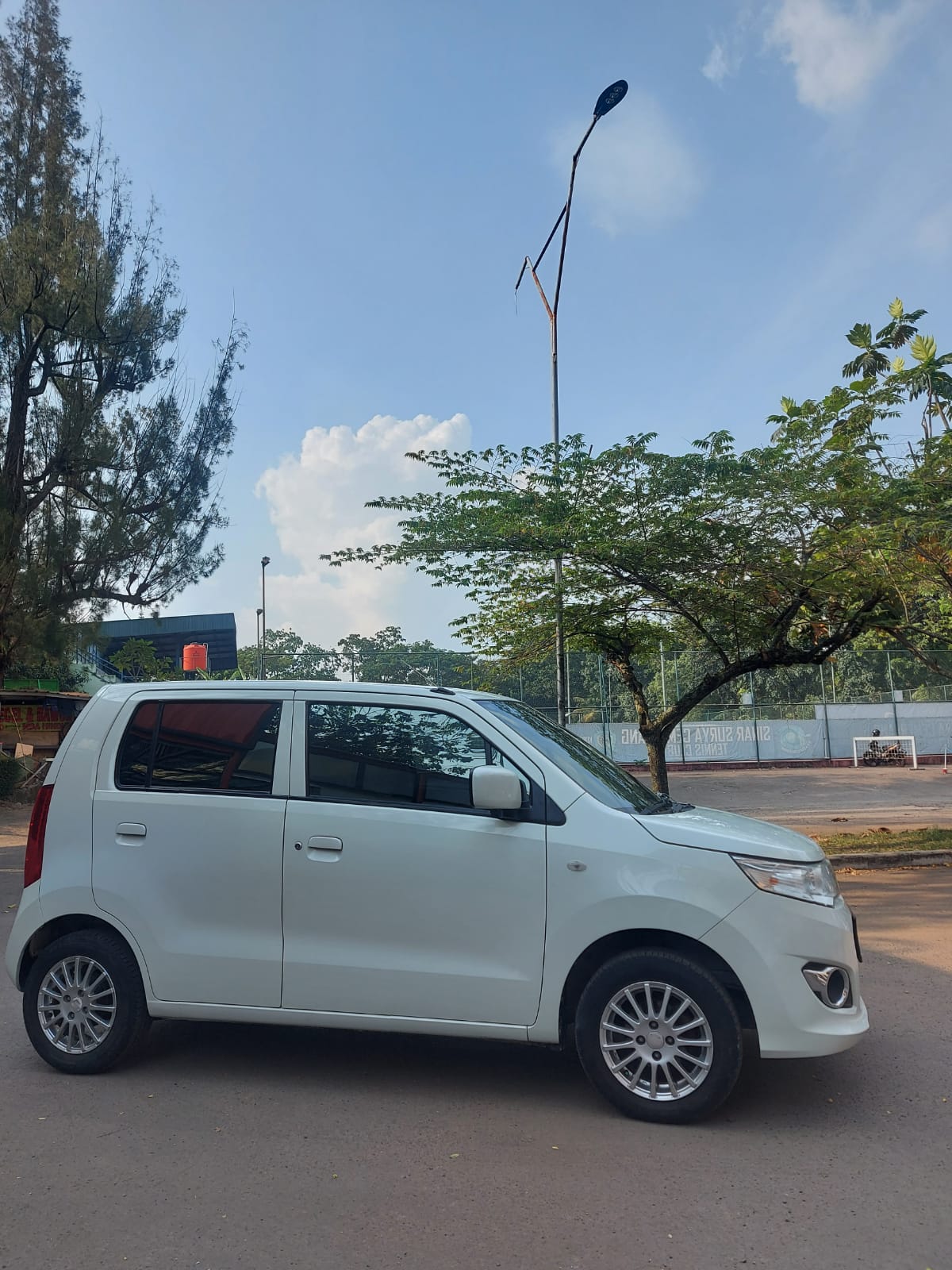 2017 Suzuki Karimun Wagon R 2017 Suzuki Karimun Wagon R