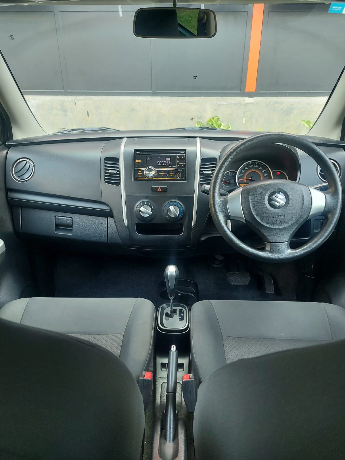 2017 Suzuki Karimun Wagon R 2017 Suzuki Karimun Wagon R