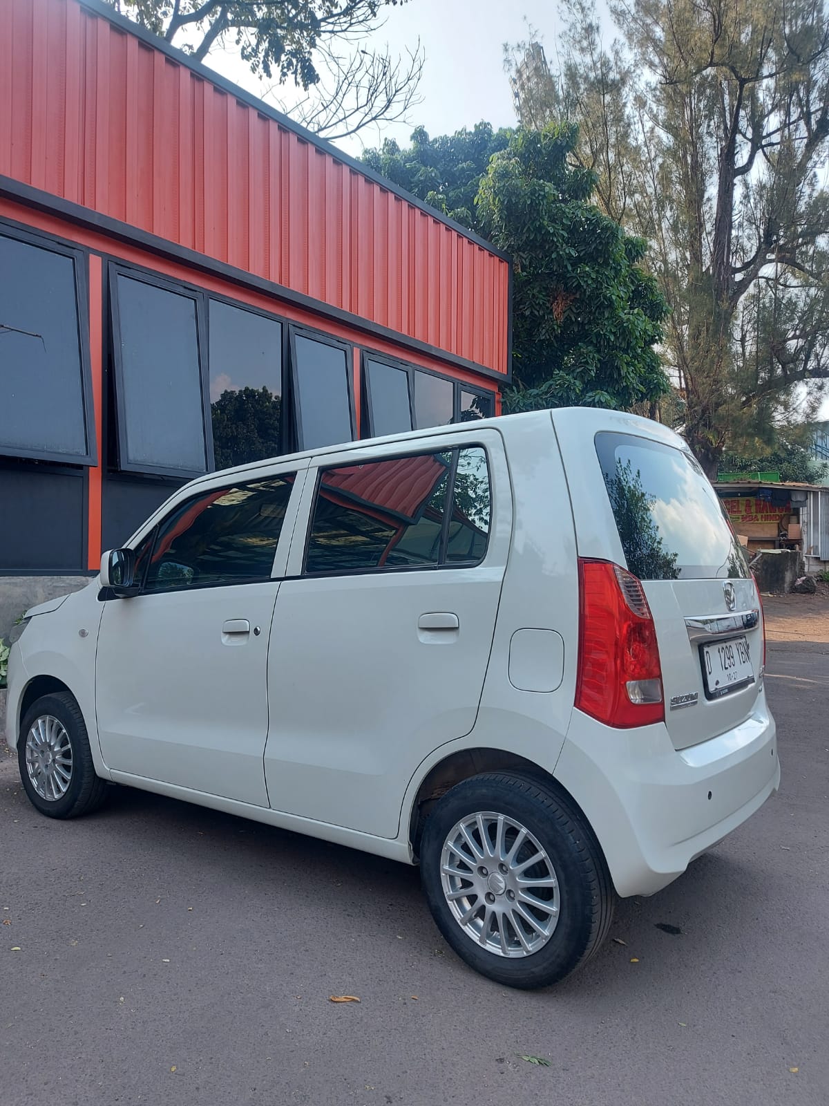2017 Suzuki Karimun Wagon R 2017 Suzuki Karimun Wagon R