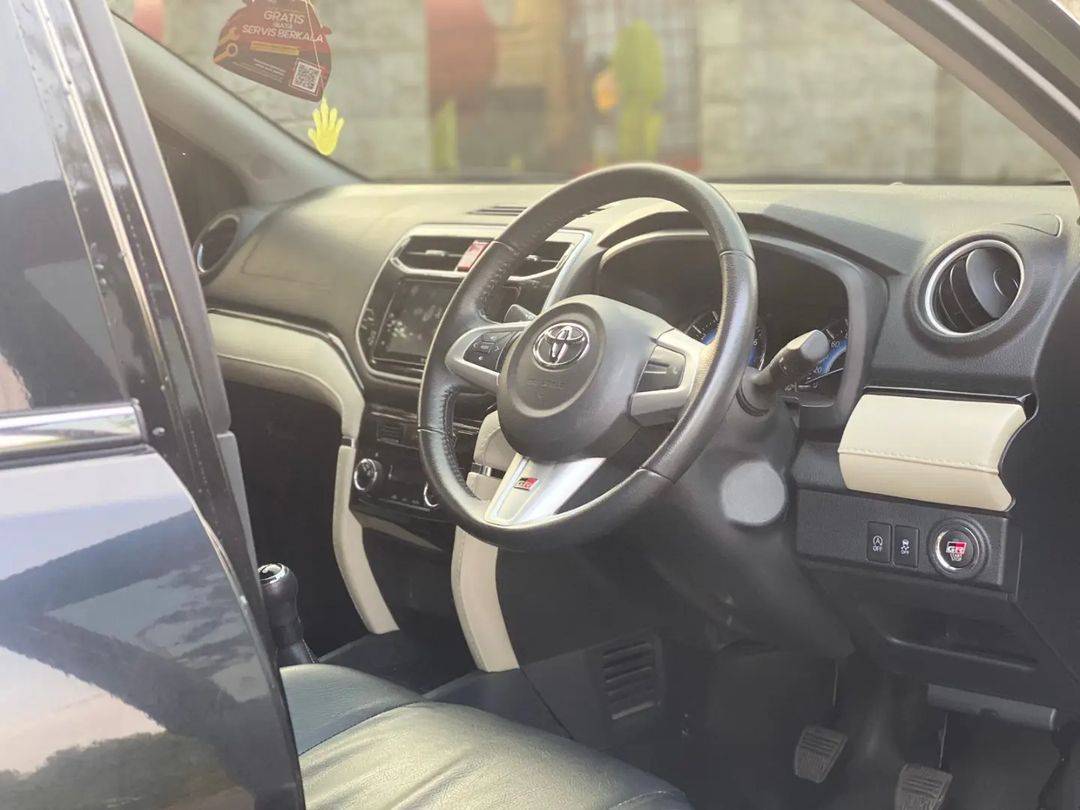 2022 Toyota Rush 1.5 S MT GR Sport 2022 Toyota Rush 1.5 S MT GR Sport