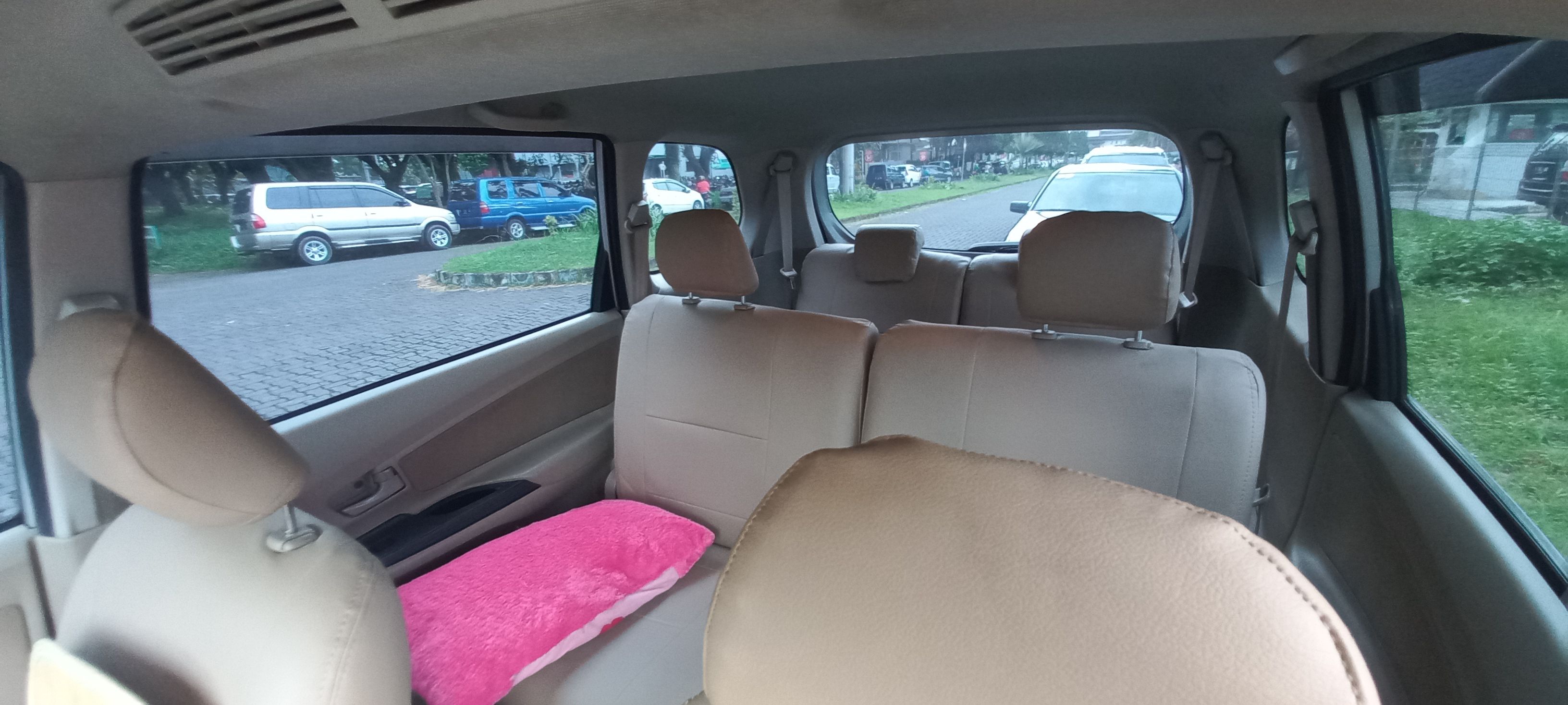 2012 Daihatsu Xenia 2012 Daihatsu Xenia