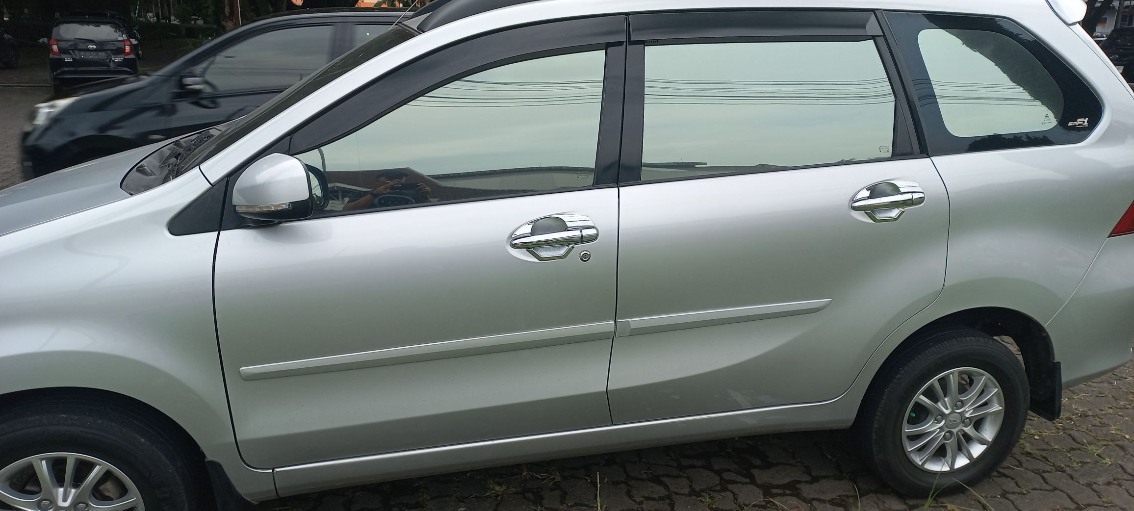 2012 Daihatsu Xenia 2012 Daihatsu Xenia