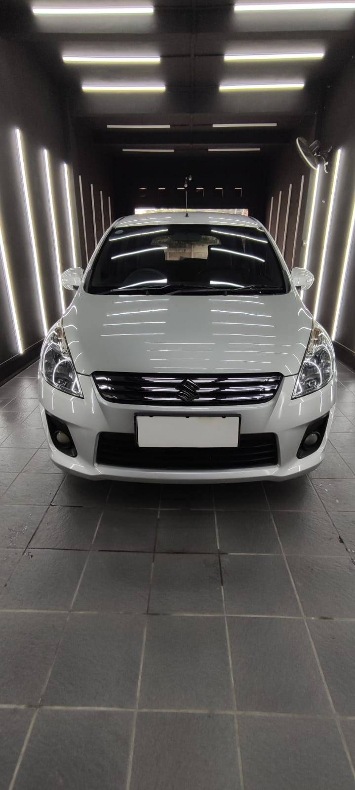 2015 Suzuki Ertiga GX AT Bekas 2015 Suzuki Ertiga GX AT Bekas