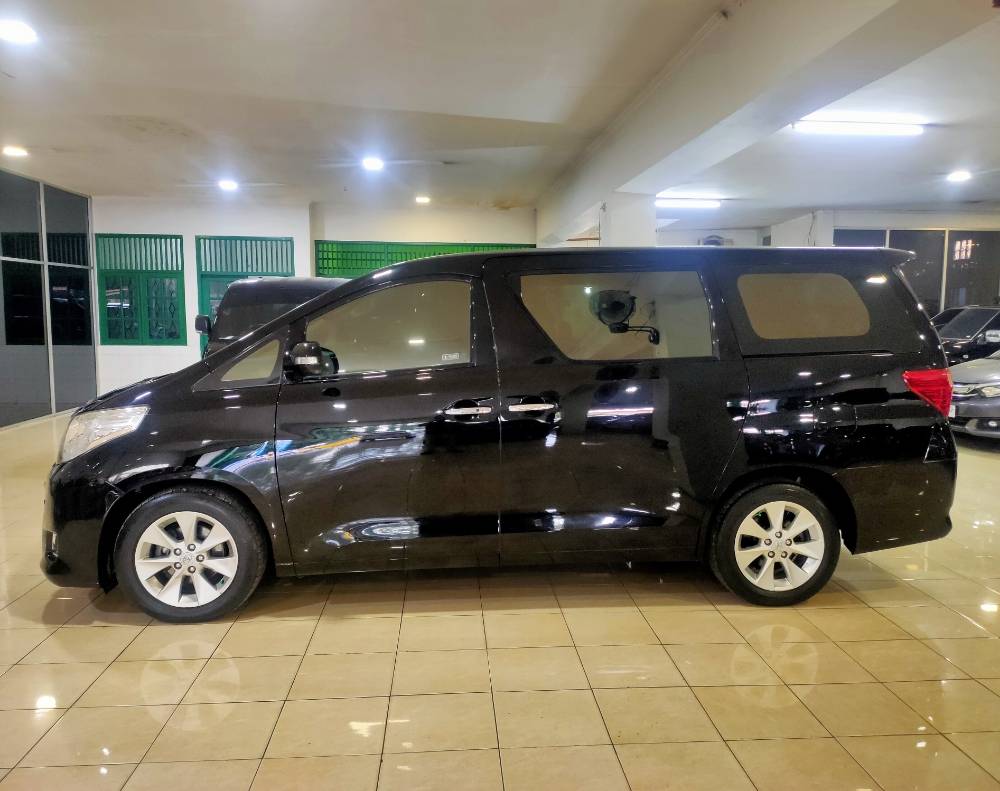 2014 Toyota Alphard  2.4 AT 2.4 AT tua