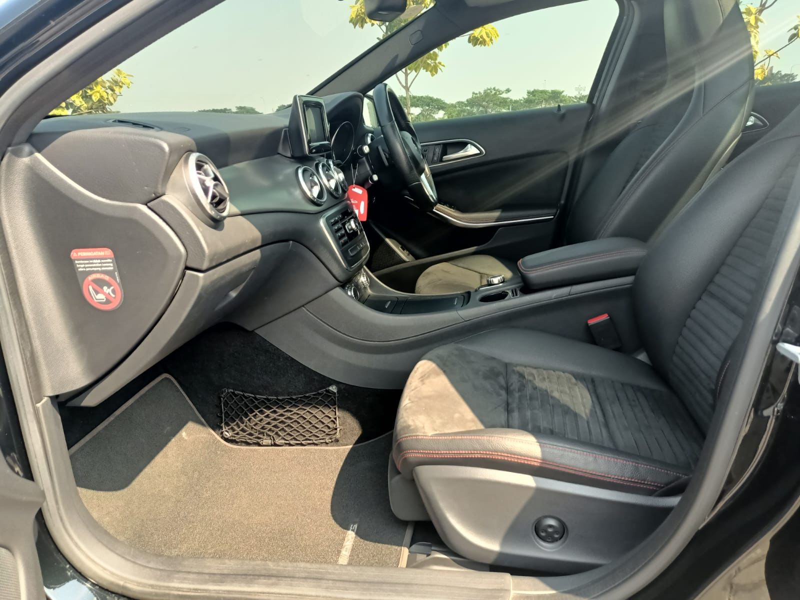 2015 Mercedes Benz GLA 2015 Mercedes Benz GLA