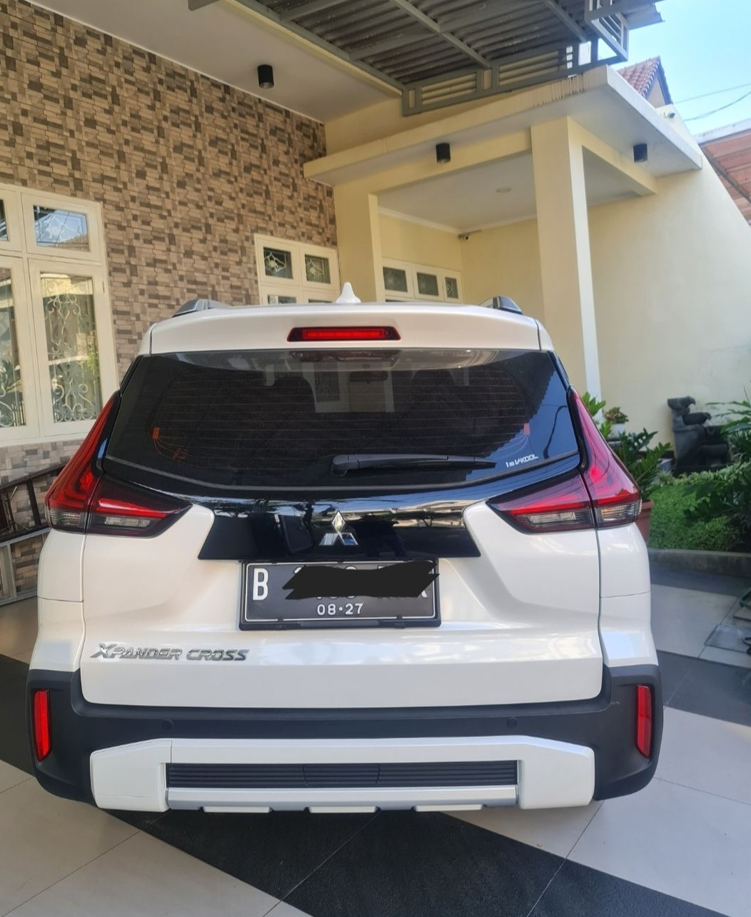 2022 Mitsubishi Xpander Cross 2022 Mitsubishi Xpander Cross