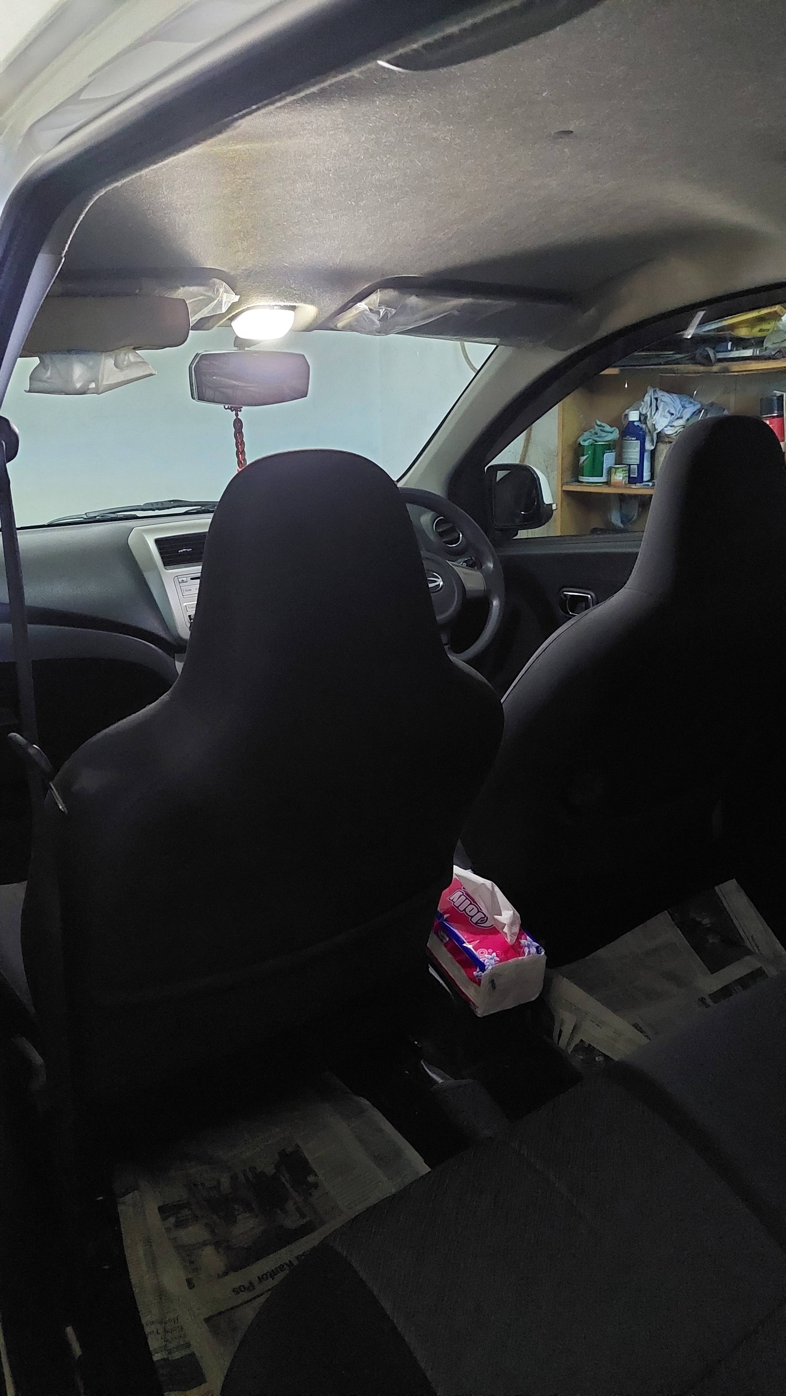 2015 Daihatsu Ayla  2015 Daihatsu Ayla