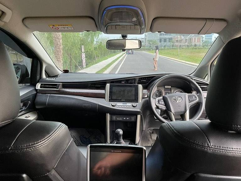 2018 Toyota Kijang Innova 2018 Toyota Kijang Innova