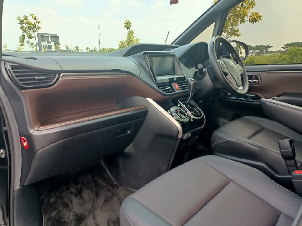 2021 Toyota Voxy 2021 Toyota Voxy