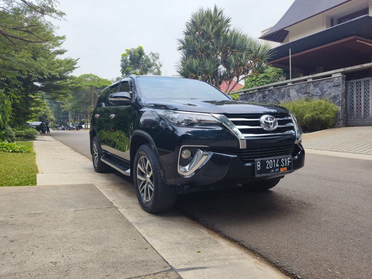 2016 Toyota Fortuner  2016 Toyota Fortuner