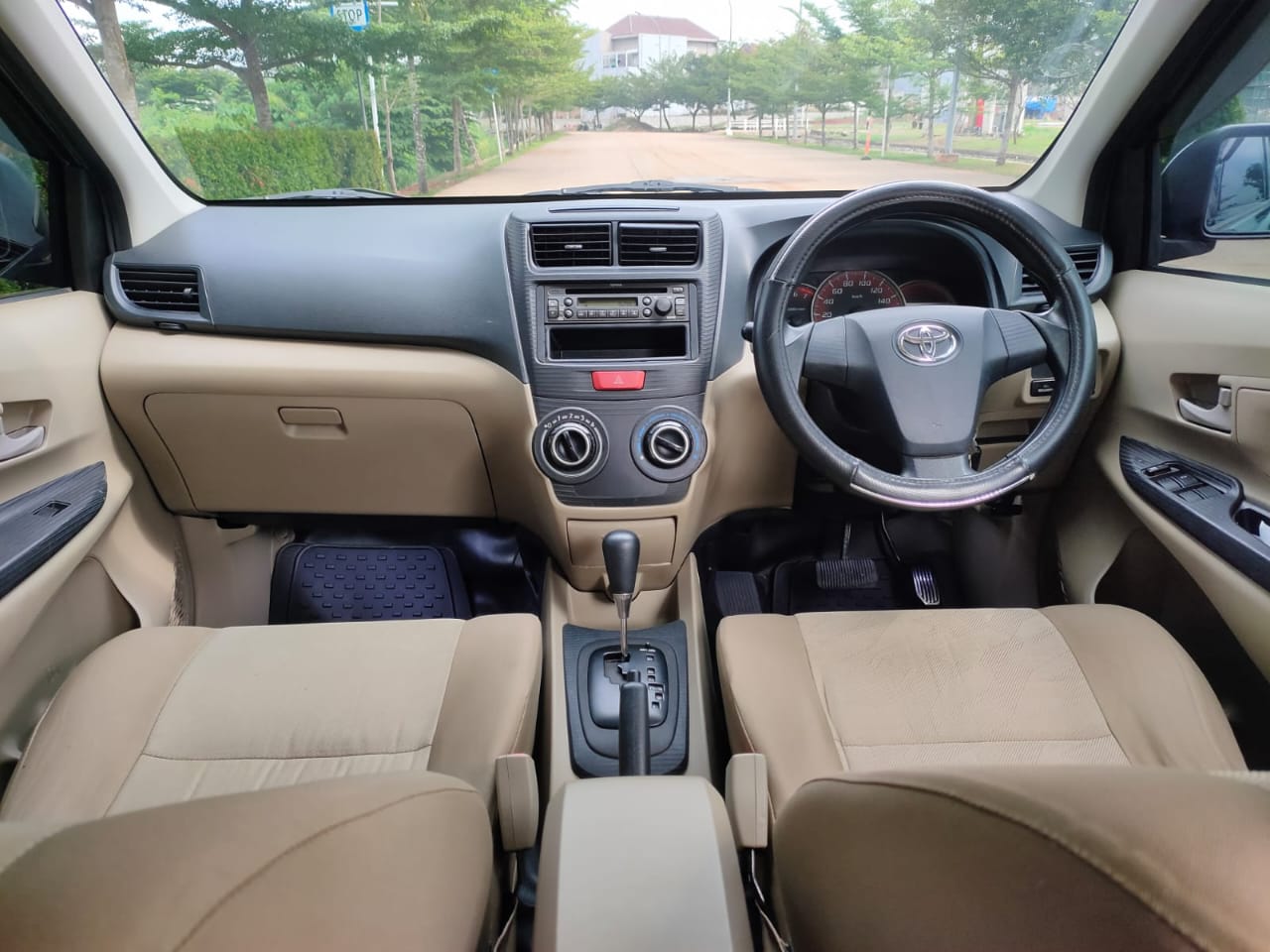 2012 Toyota Avanza 2012 Toyota Avanza