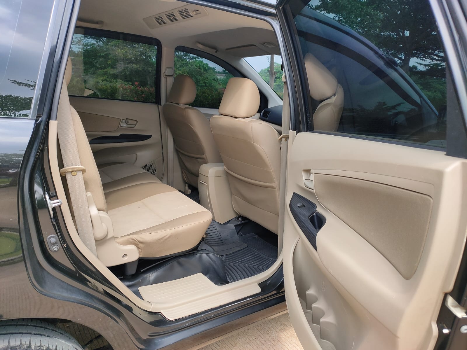 2012 Toyota Avanza 2012 Toyota Avanza