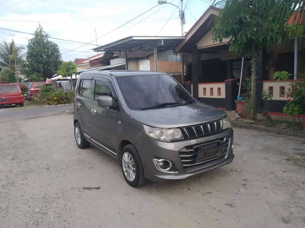 Second Hand 2016 Suzuki Karimun Wagon R GS Second Hand 2016 Suzuki Karimun Wagon R GS