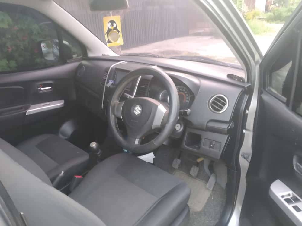 2016 Suzuki Karimun Wagon R GS GS Airbag 2016 Suzuki Karimun Wagon R GS GS Airbag