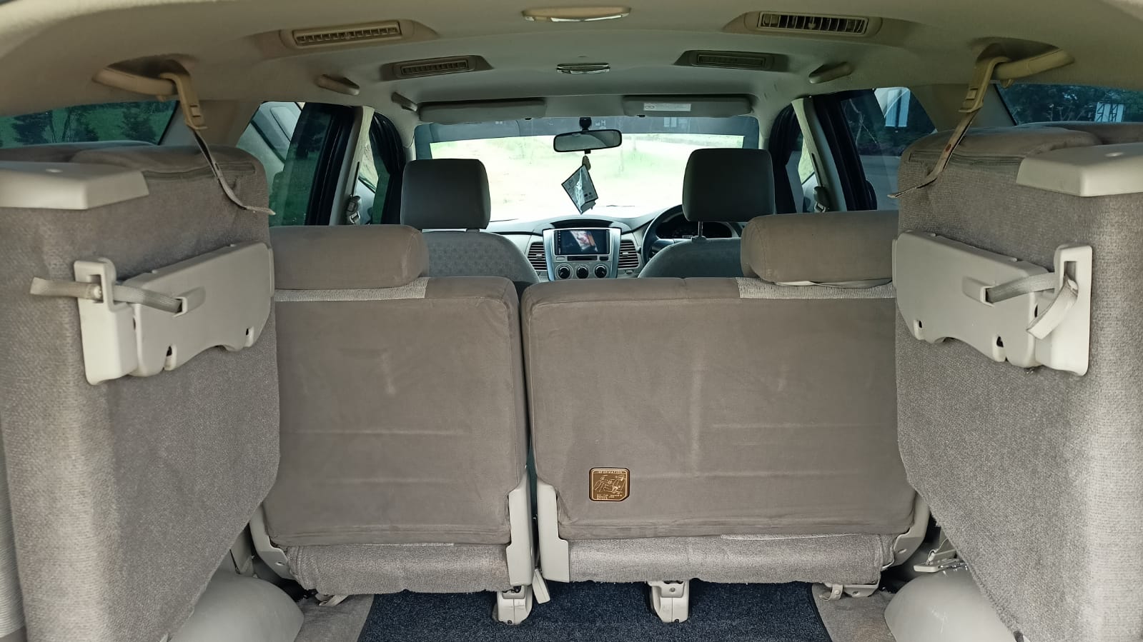 2015 Toyota Innova 2015 Toyota Innova