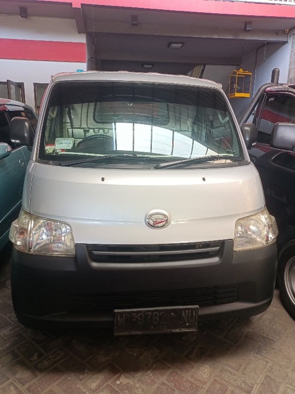 2018 Daihatsu Grand Max