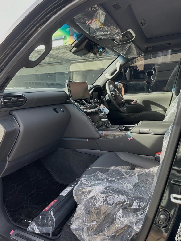 2023 Toyota Land Cruiser  2023 Toyota Land Cruiser