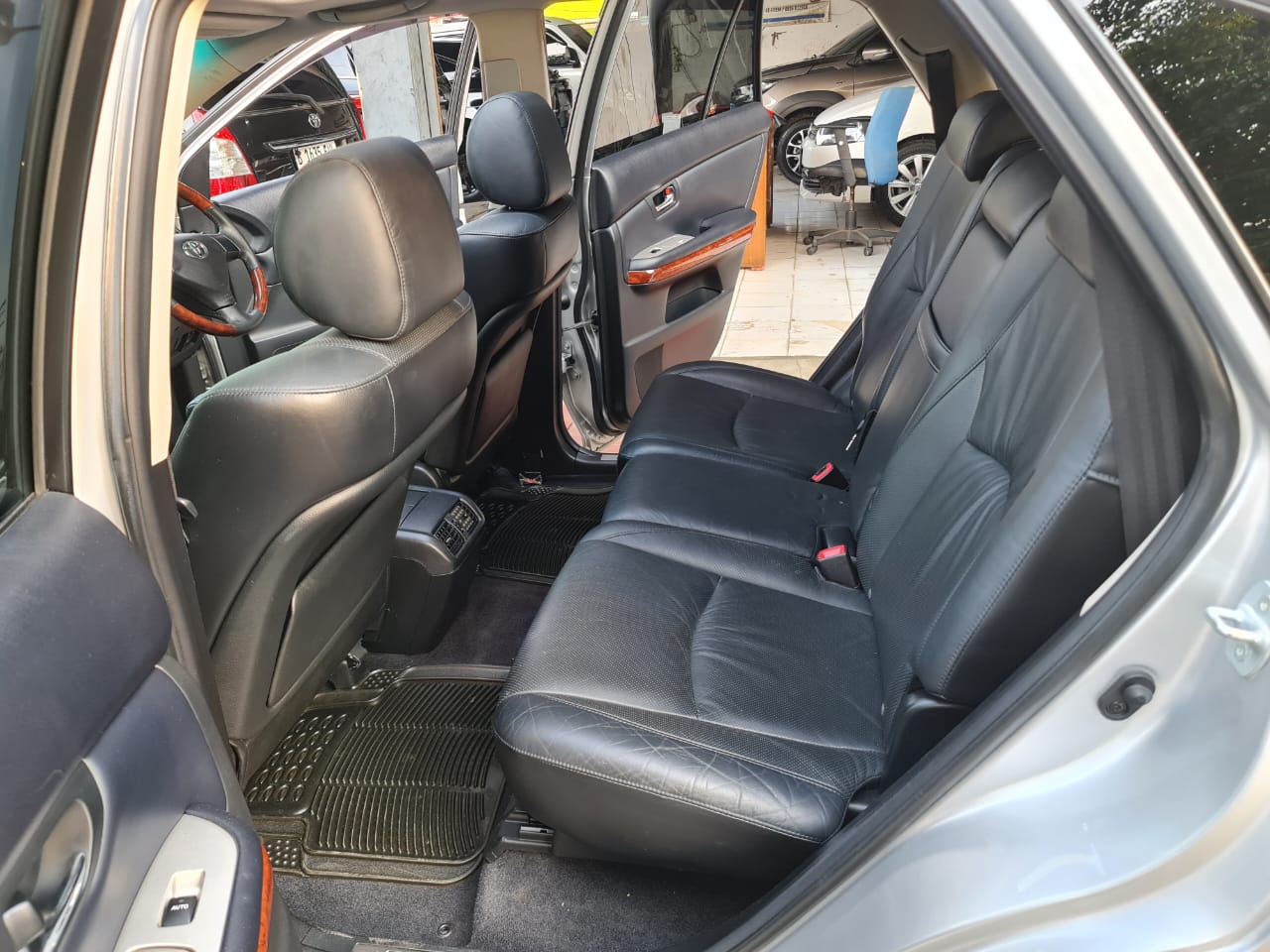 2010 Toyota Harrier 2010 Toyota Harrier