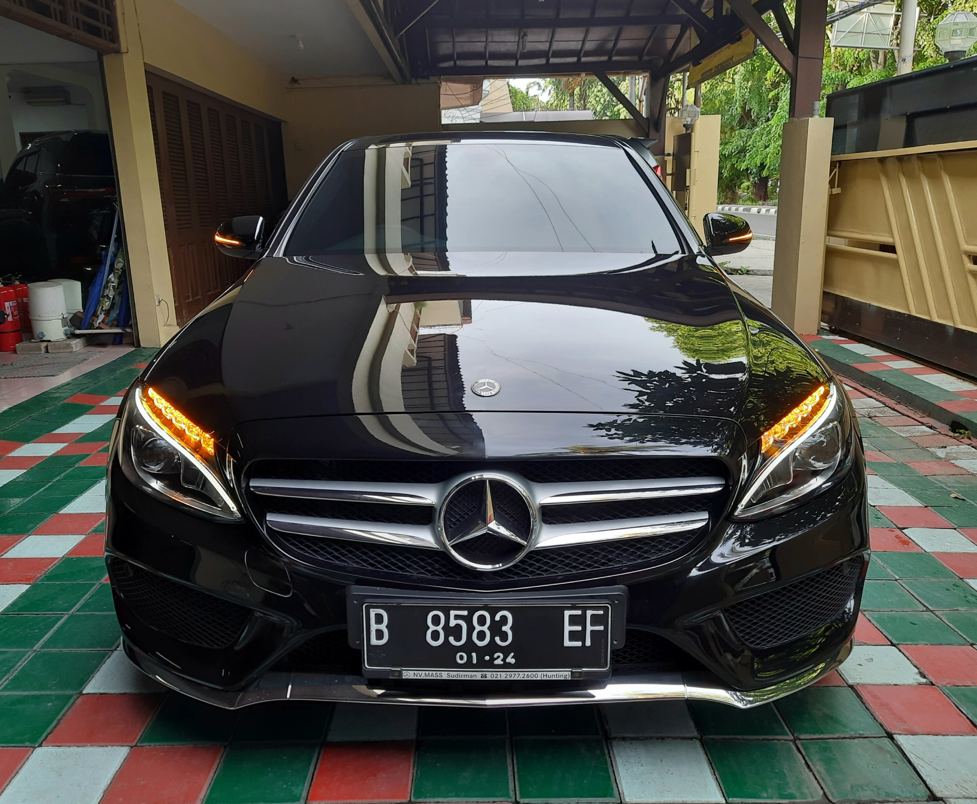 2018 Mercedes Benz C-Class Sedan Bekas 2018 Mercedes Benz C-Class Sedan Bekas