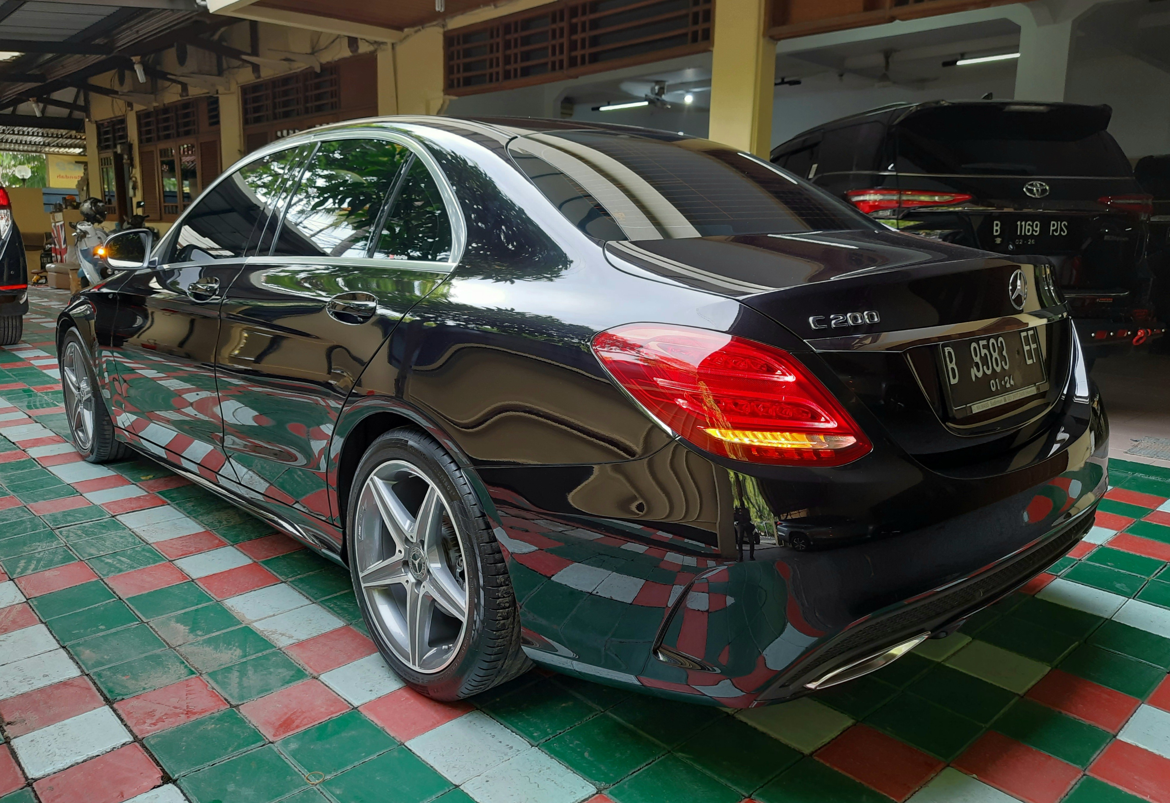 2018 Mercedes Benz C-Class Sedan 2018 Mercedes Benz C-Class Sedan