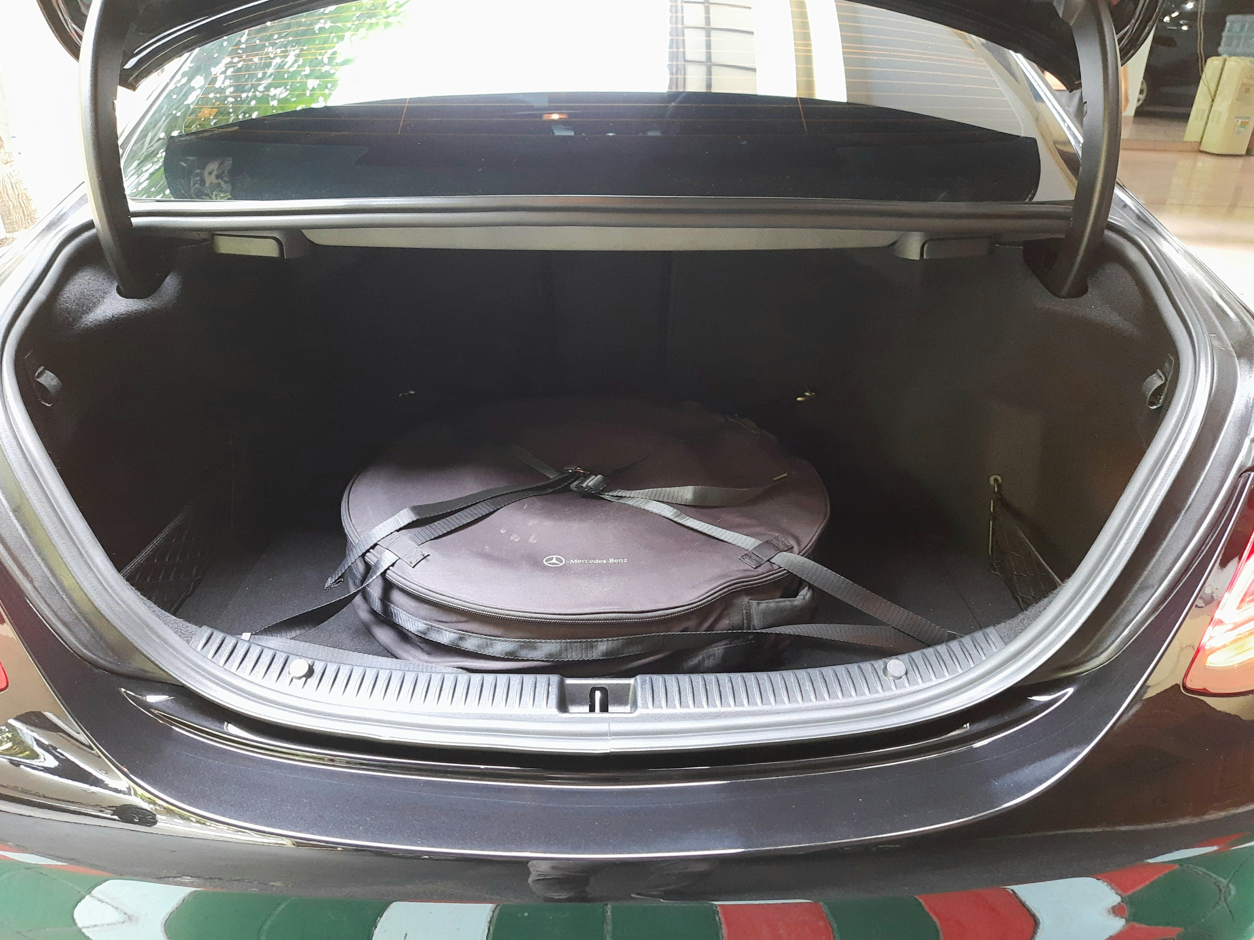 2018 Mercedes Benz C-Class Sedan 2018 Mercedes Benz C-Class Sedan