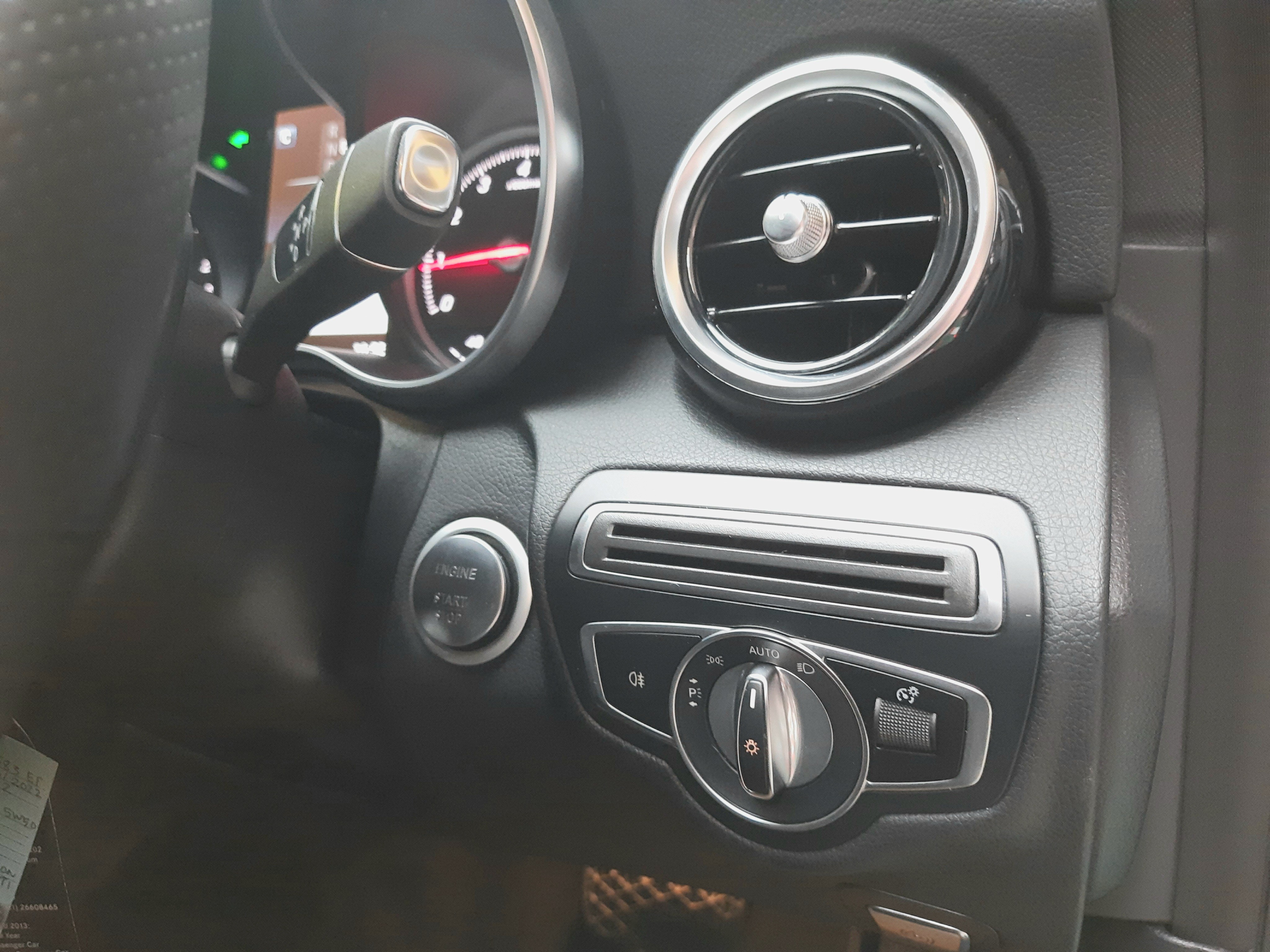 2018 Mercedes Benz C-Class Sedan 2018 Mercedes Benz C-Class Sedan