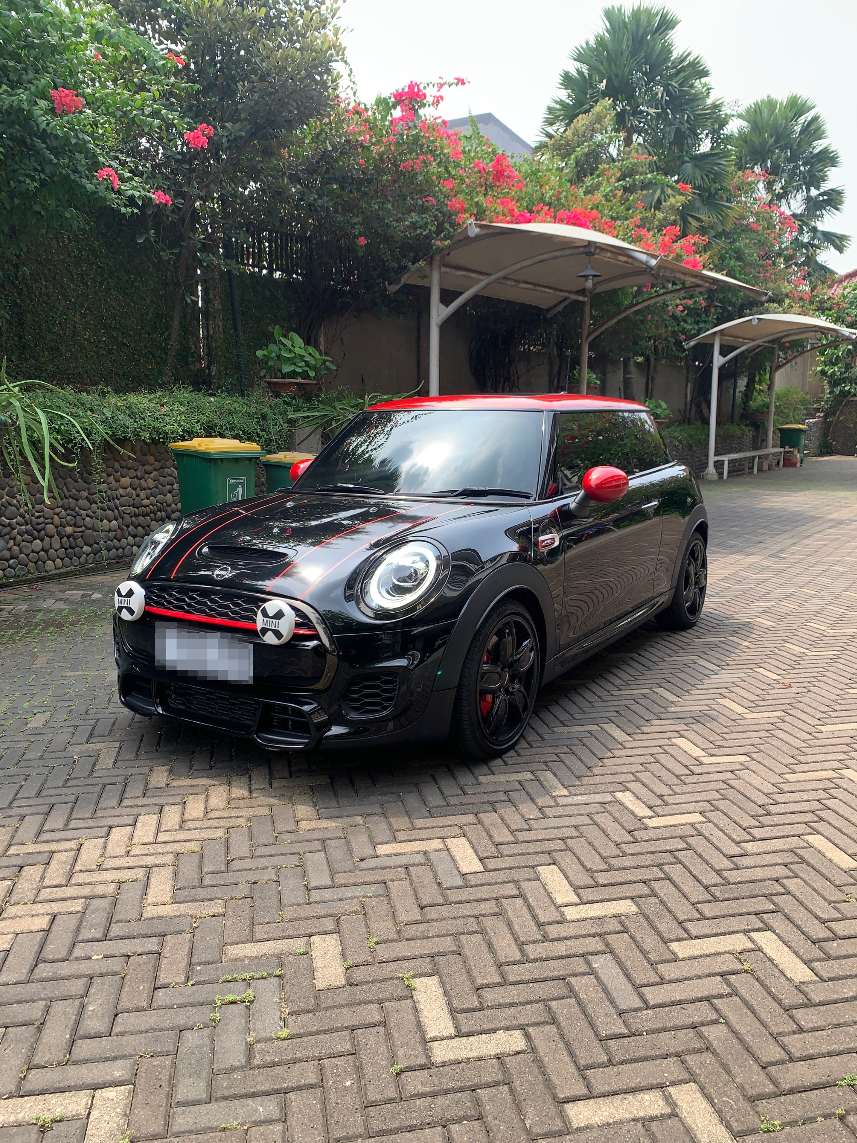 2019 MINI John Cooper Works Hatch 2019 MINI John Cooper Works Hatch