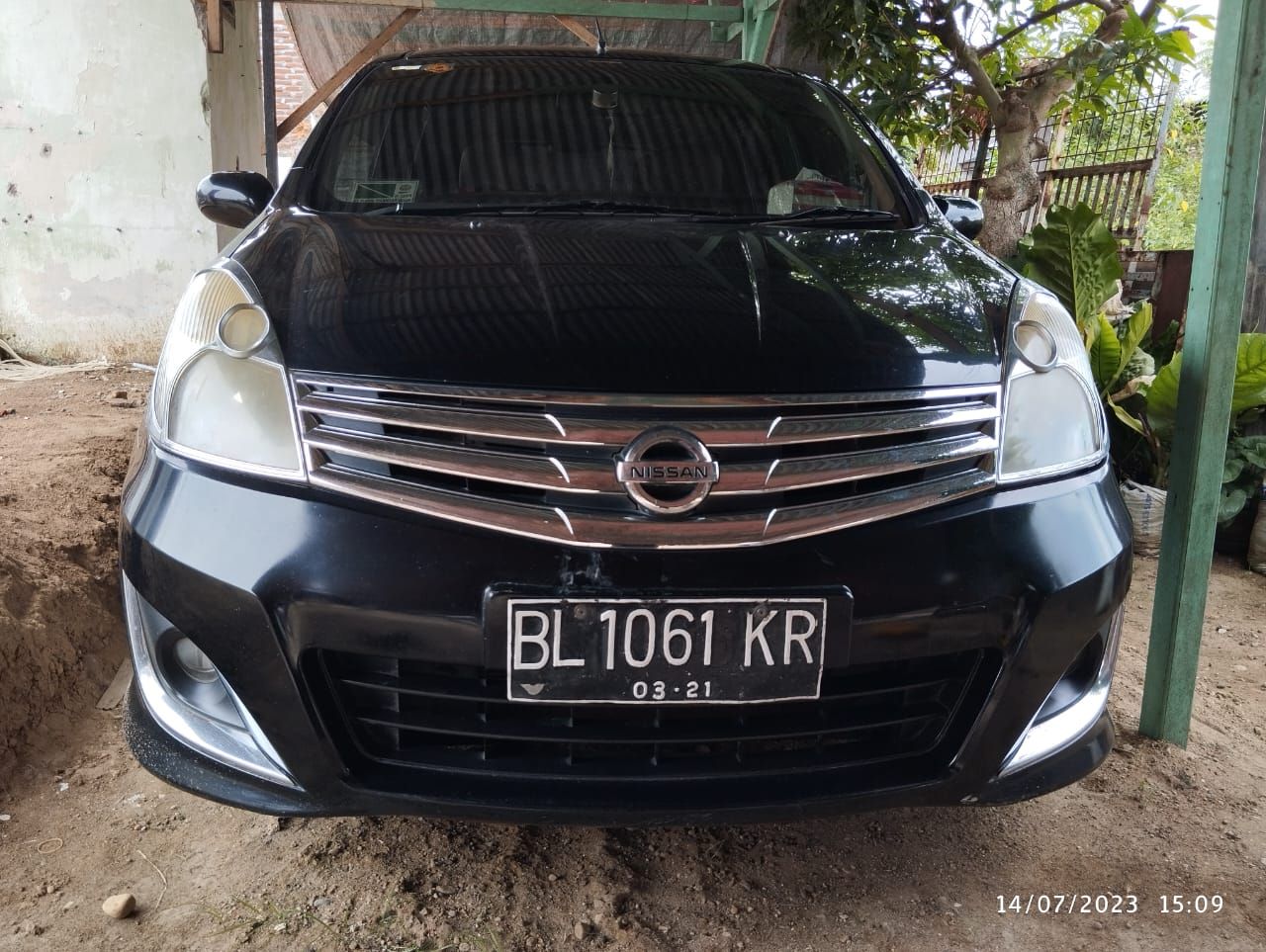 Nissan Grand Livina Bekas Nissan Grand Livina Bekas