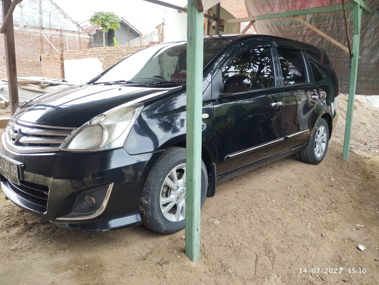 2012 Nissan Grand Livina 1.5 XV CVT 2012 Nissan Grand Livina 1.5 XV CVT