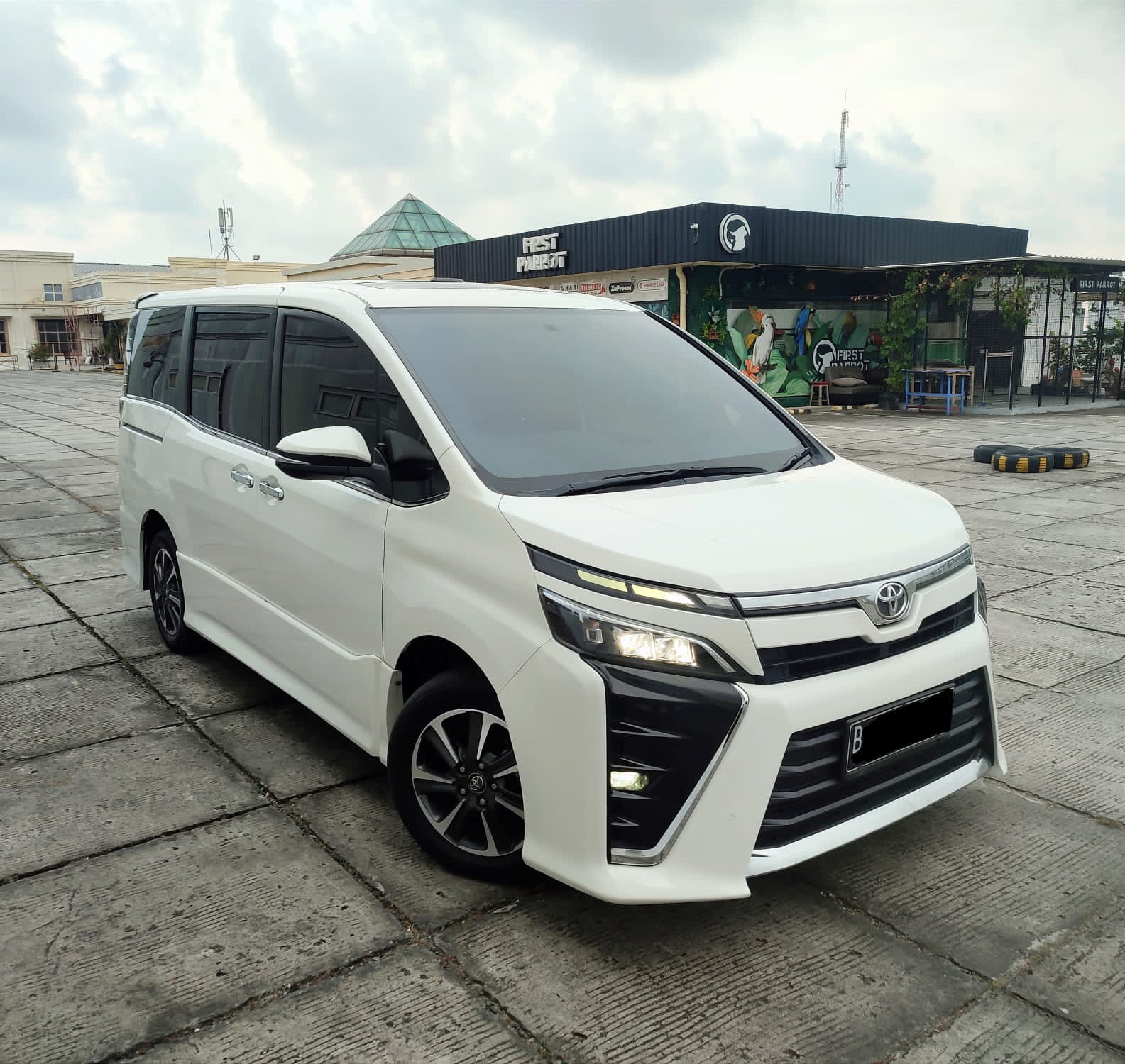 2017 Toyota Voxy 2017 Toyota Voxy