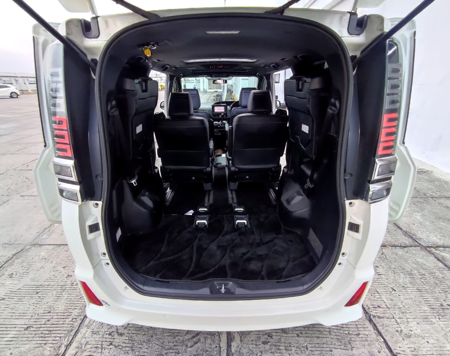 2017 Toyota Voxy 2017 Toyota Voxy