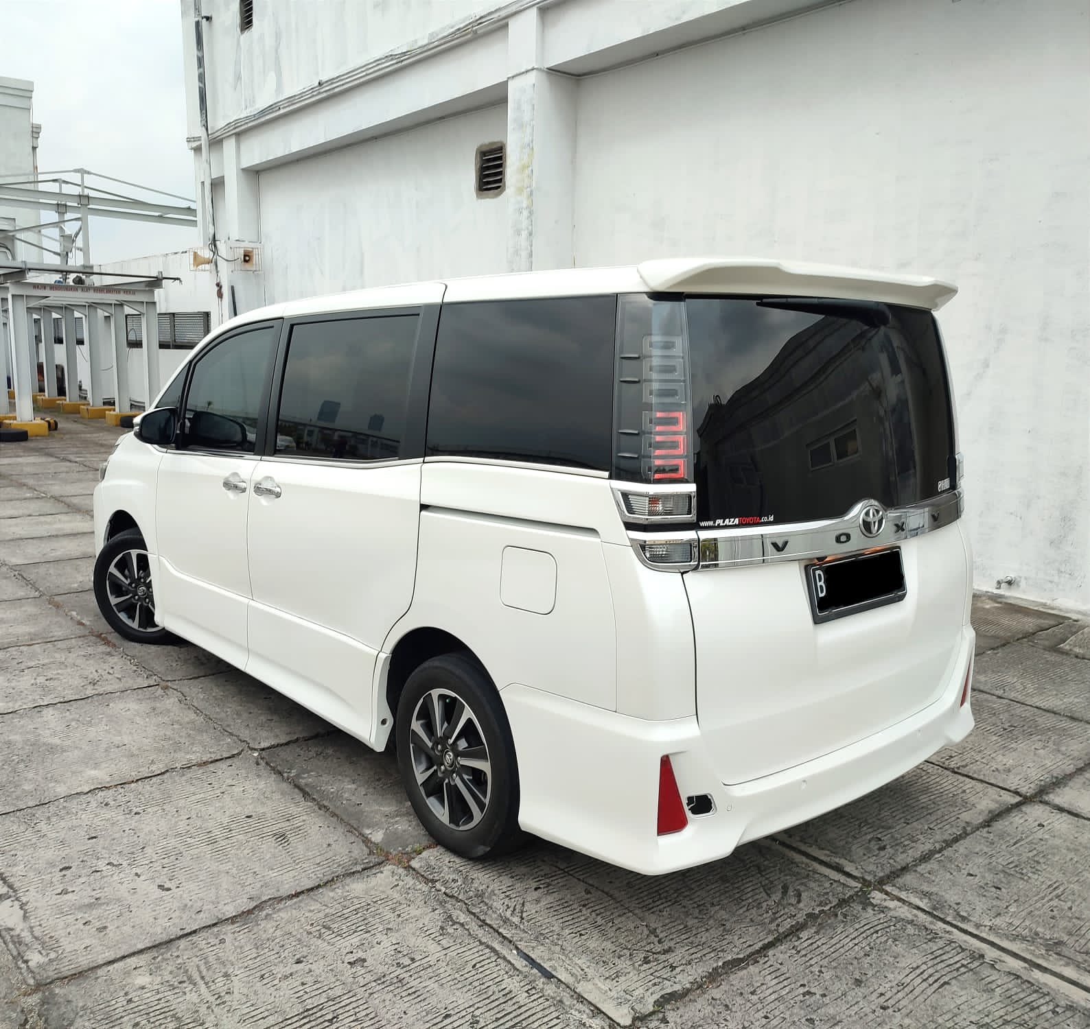 2017 Toyota Voxy 2017 Toyota Voxy