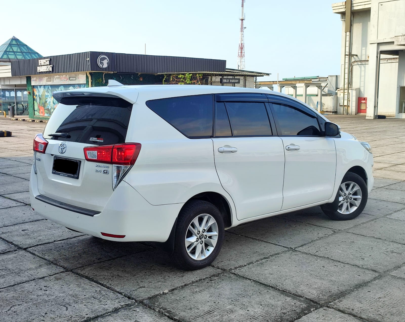 2018 Toyota Kijang Innova 2018 Toyota Kijang Innova