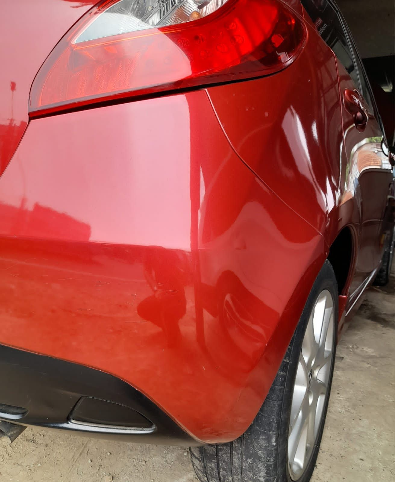 2010 Mazda 2  R MT 2010 Mazda 2  R MT