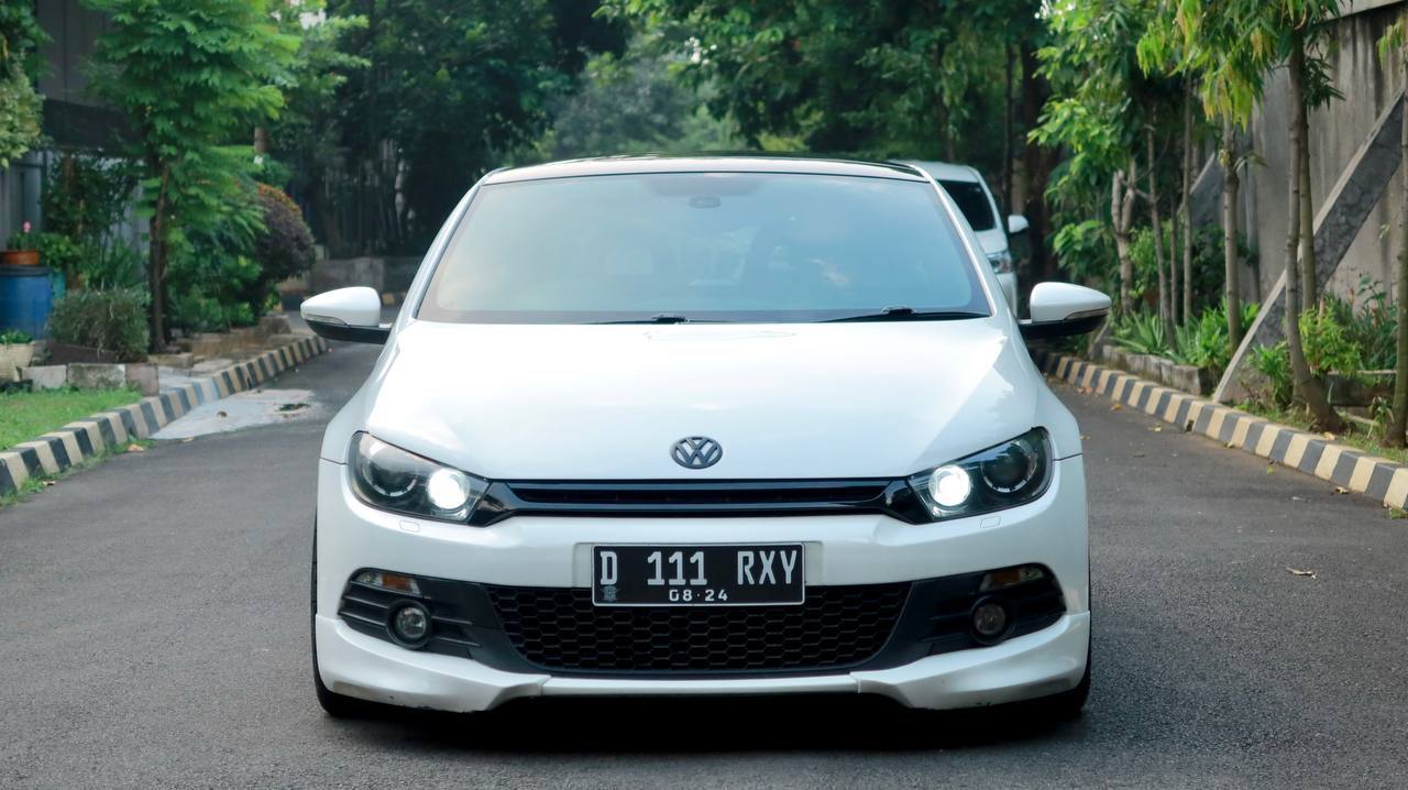 Second Hand 2010 Volkswagen Scirocco  Second Hand 2010 Volkswagen Scirocco