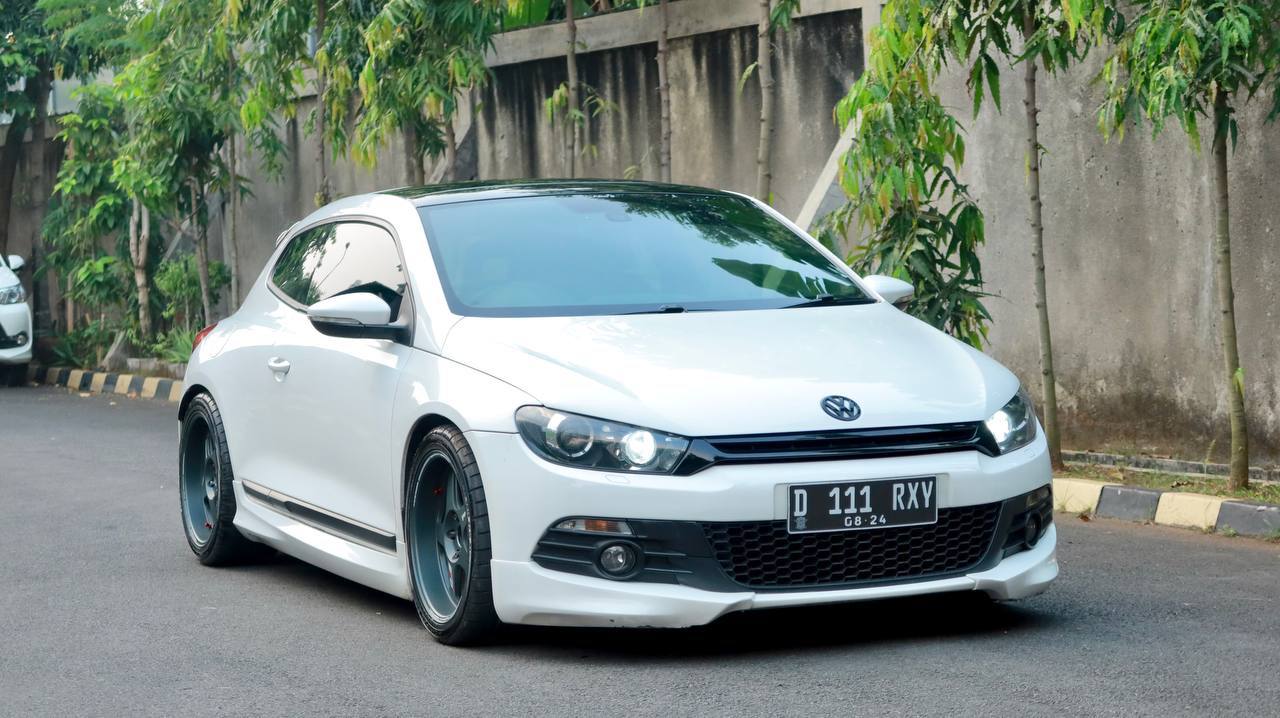 2010 Volkswagen Scirocco  2010 Volkswagen Scirocco