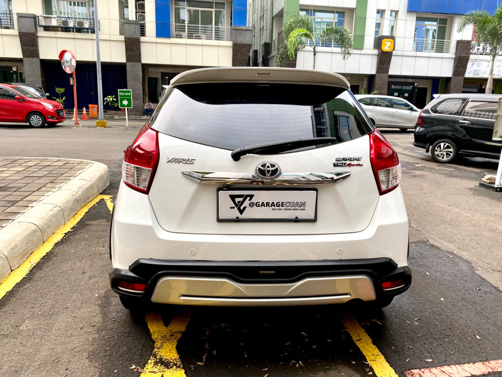 2017 Toyota Yaris Heykers 2017 Toyota Yaris Heykers