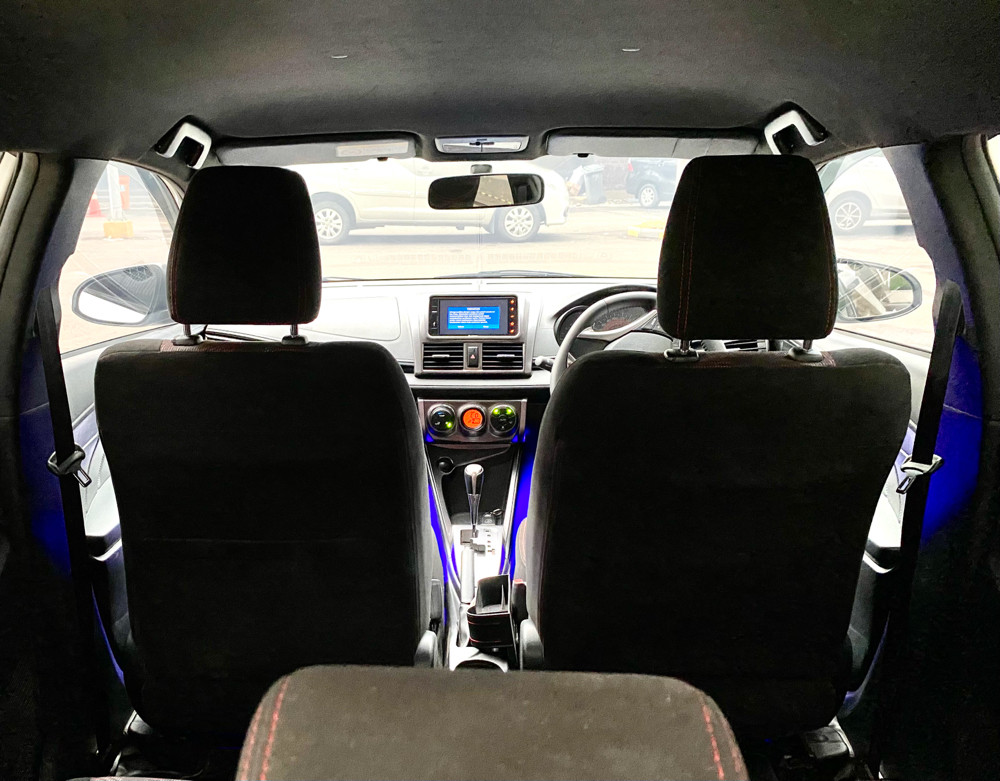 2017 Toyota Yaris Heykers 2017 Toyota Yaris Heykers