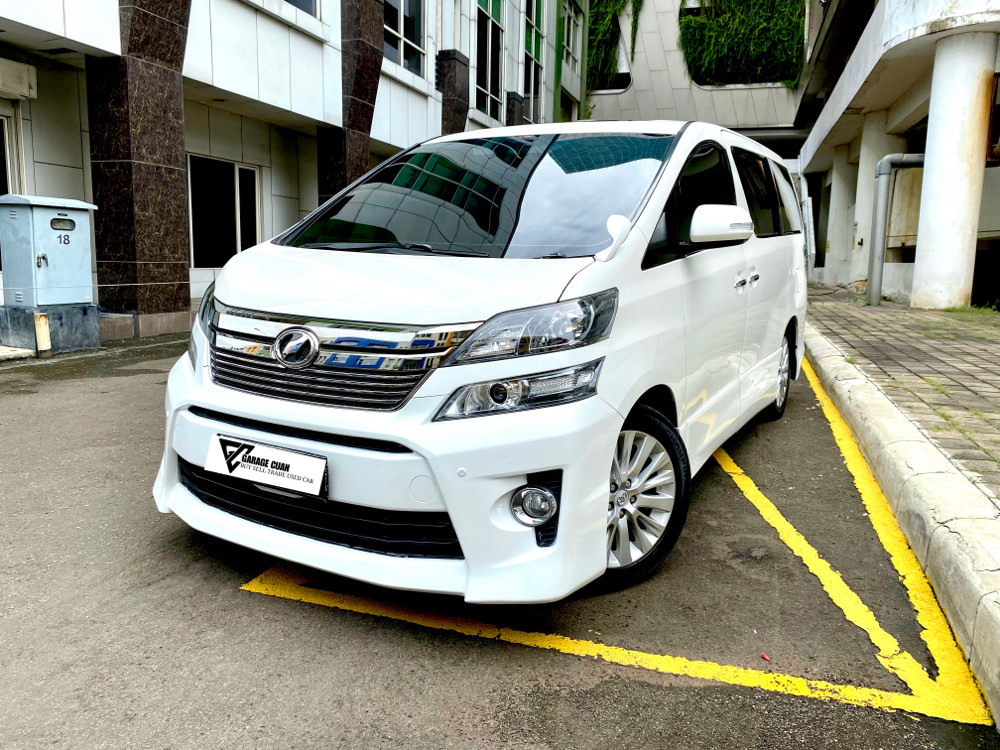 Second Hand 2013 Toyota Vellfire Second Hand 2013 Toyota Vellfire